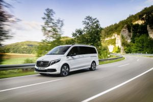 ead08859-2020-mercedes-benz-eqv-3