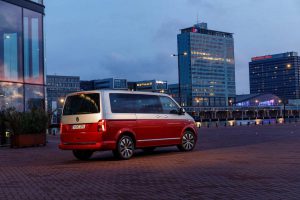 fac301ec-2020-vw-bulli-6.1-5