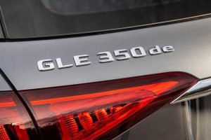 0cf3e4c0-mercedes-glc-and-gle-phev-5
