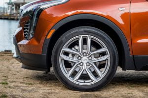 1deb30c0-2019-cadillac-xt4-9