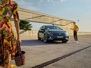 2e93ee70-byton-m-byte-exterior-5