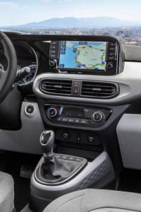 3f3ba9e2-hyundai-i10-interior-3