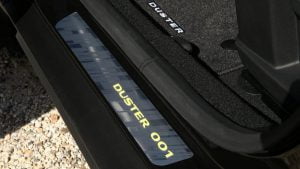 48a96e76-2020-dacia-duster-black-collector-limited-edition-10