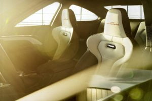 61cc1e1e-bmw-m4-edition-m-heritage-16