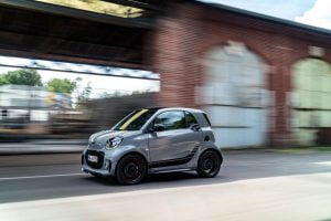 6919e18f-2020-smart-fortwo-forfour-3