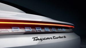 7f239282-2020-porsche-taycan-unveiled-12