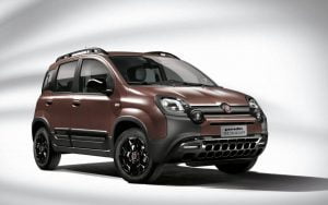 85af18ea-2020-fiat-panda-trussardi-32