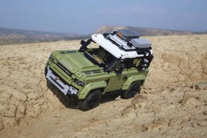 b8cf1fae-2020-land-rover-defender-lego-technic-2