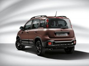 c3a7770b-2020-fiat-panda-trussardi-28
