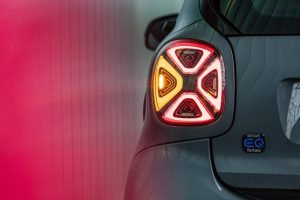 d84bec46-2020-smart-fortwo-forfour-22