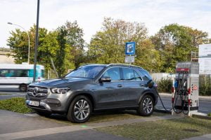 eea45e7e-mercedes-glc-and-gle-phev-1