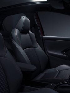 315f43bb-2020-toyota-yaris-hybrid-european-spec-5