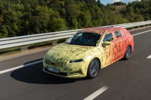 3c410263-2020-skoda-octavia-1-768x512