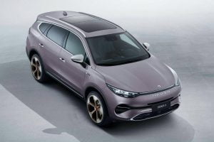 4b80fea6-2020-denza-x-phev-china-spec-9