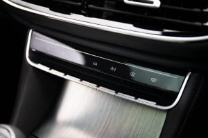 5529e965-2020-mg-hs-uk-spec-51