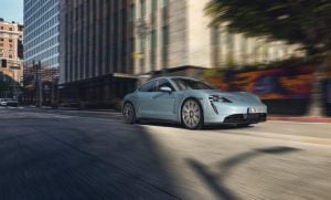 5c596685-porsche-taycan-4s-10