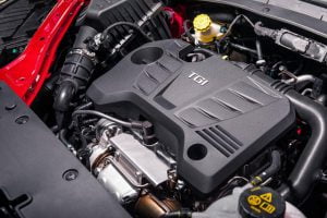 8706329c-2020-mg-hs-uk-spec-27