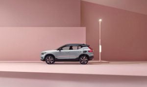 8ea91bac-volvo-xc40-ev-recharge-22