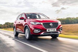 93820511-2020-mg-hs-uk-spec-73