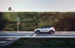 9c6a5816-volvo-xc40-ev-recharge-27