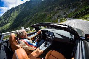 P90368675_highRes_driving-legends-joch