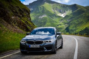 P90368699_highRes_driving-legends-joch
