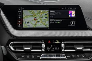 P90370562_highRes_the-all-new-bmw-2-se