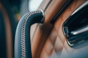 RP - Bentley Bentayga Hybrid-9