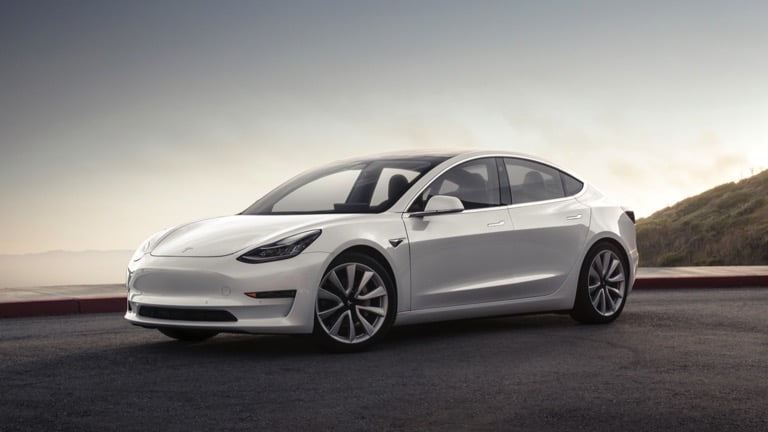 Tesla_Model_3-01
