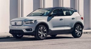 a046562e-volvo-xc40-ev-recharge-26