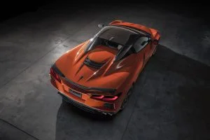 a55f1e38-2020-chevrolet-corvette-stingray-convertible-4-