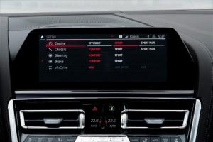 e3430b2e-2020-bmw-m8-gran-coupe-7