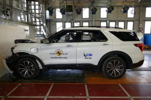 2019-ford-explorer-euro-ncap-5