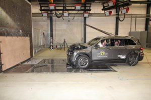 2019-mercedes-benz-glb-euro-ncap-5