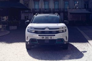 2020-Citroen-C5-Aircross-Hybrid-54