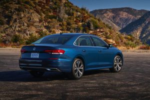 2020-VW-Passat-US-spec-13