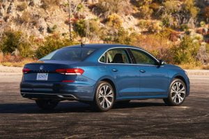 2020-VW-Passat-US-spec-40