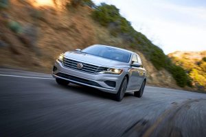2020-VW-Passat-US-spec-42