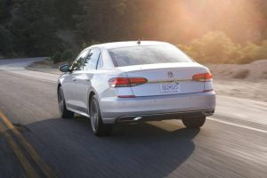 2020-VW-Passat-US-spec-59
