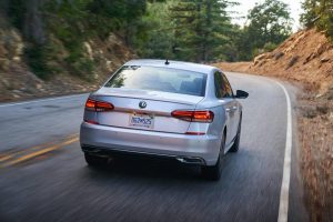 2020-VW-Passat-US-spec-60