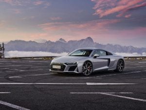 2020-audi-r8-v10-rwd-13