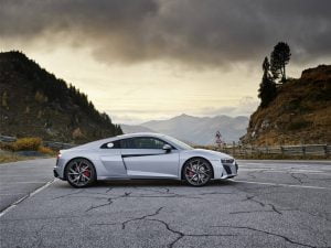 2020-audi-r8-v10-rwd-18
