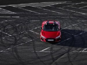 2020-audi-r8-v10-rwd-39