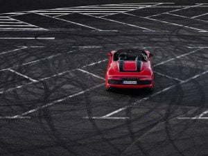 2020-audi-r8-v10-rwd-40