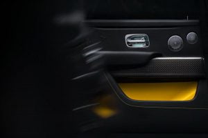 2020-rolls-royce-cullinan-black-badge-22