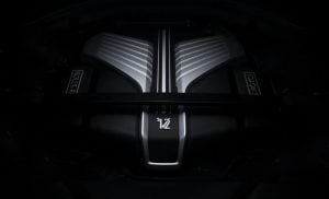 2020-rolls-royce-cullinan-black-badge-7