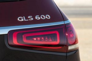 2021-Mercedes-Maybach-GLS-600-4MATIC-30
