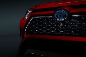 2021-Toyota-RAV4-Prime-17