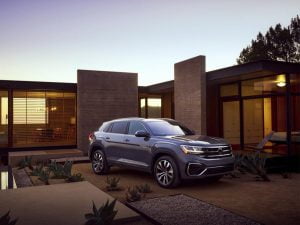 5d14f820-2020-vw-atlas-cross-sport-unveiled-9