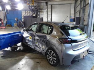 6af08b98-2019-peugeot-208-euro-ncap-3